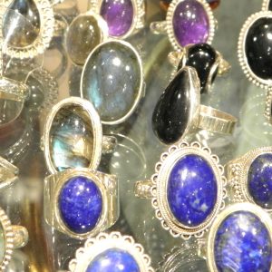Bagues en argent et pierres